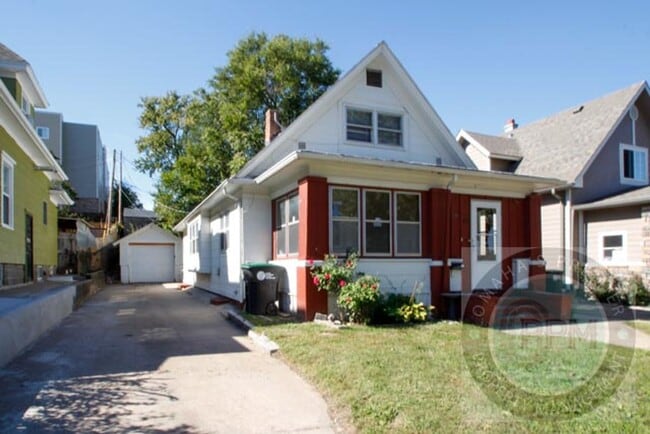 Photo - Spacious 4bd/2Ba Home