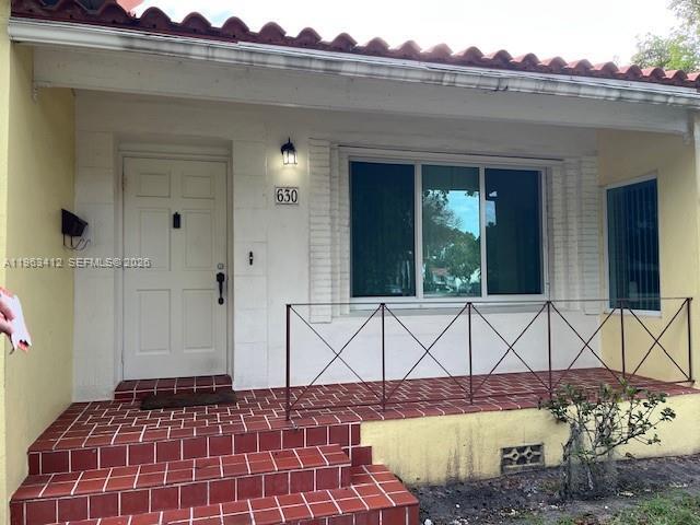 Building Photo - 630 SW 25th Rd