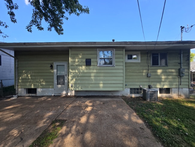 Photo - 514 Banavie Dr