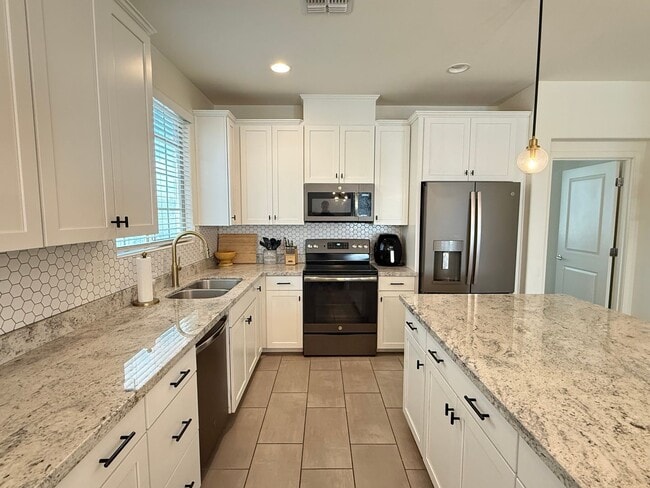 Photo - 2658 S Harmony Ave