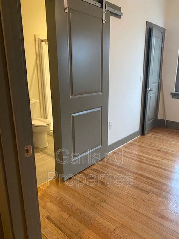 Photo - 821 Salem Ave SW Unit 201