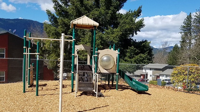 Photo - Z_Valerie Hills