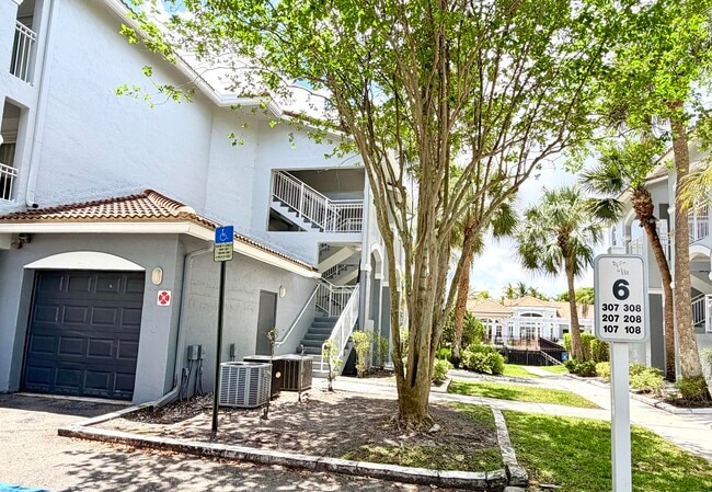 Photo - 9630 NW 2nd St Unidad 6-308