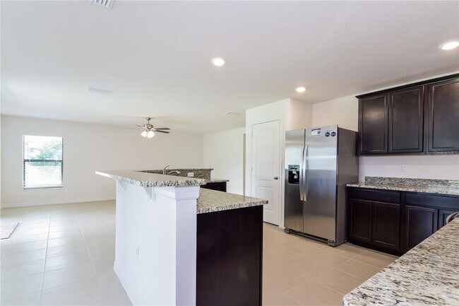 Photo - 8512 Silverbell Loop