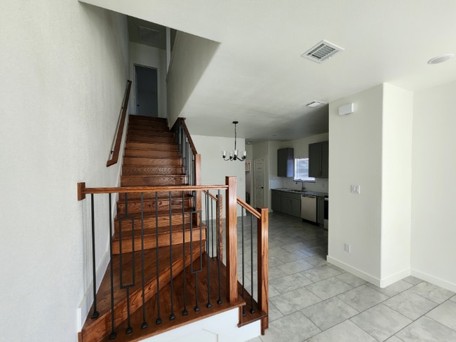 Photo - 5935 Grayson St