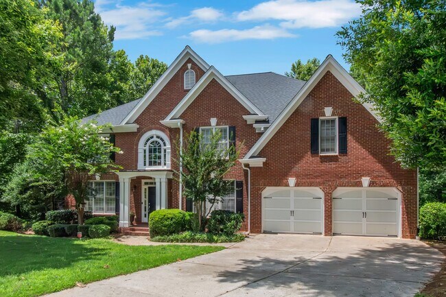 Photo - Luxury 5-bedroom 4-bath home in the beautiful city of Alpharetta