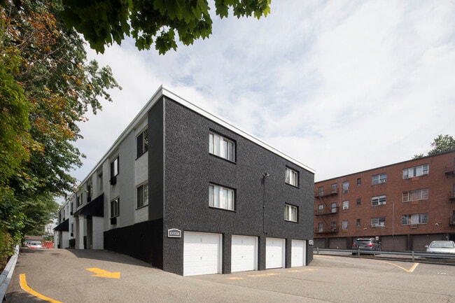 Photo - West Church Gardens: Virtual Directory, Ca...