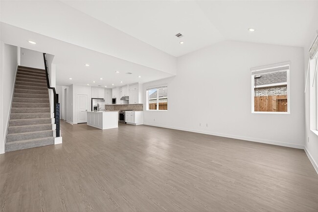 Photo - 2826 Gdn Mdw St