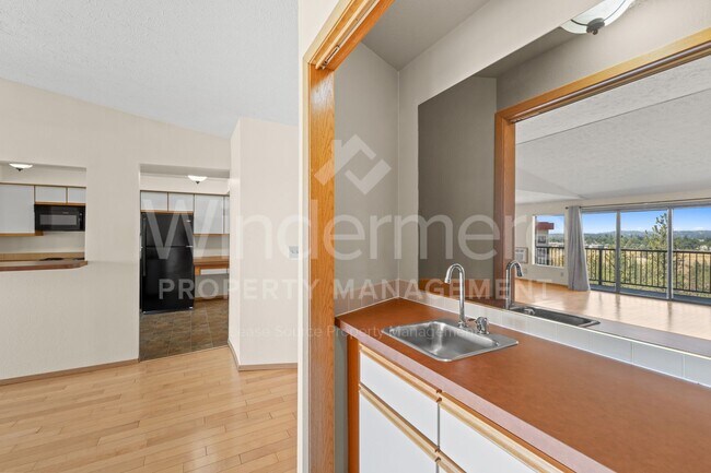 Photo - 168 S Coeur d'Alene St