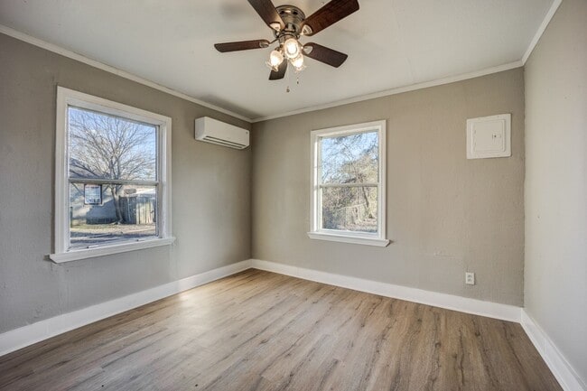 Photo - Freshly Updated 2 Bedroom House