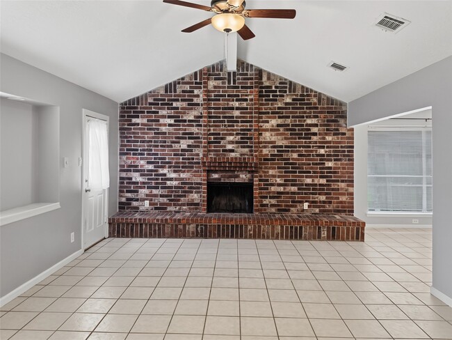 Photo - 123 Asheboro Dr