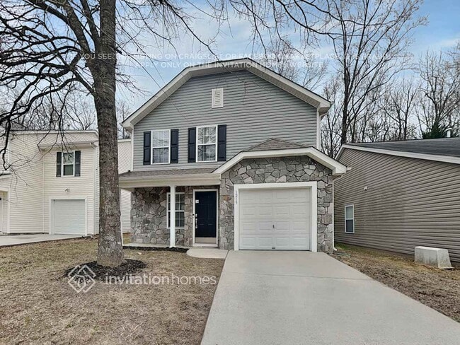 Building Photo - 1215 Pinehaven Ct