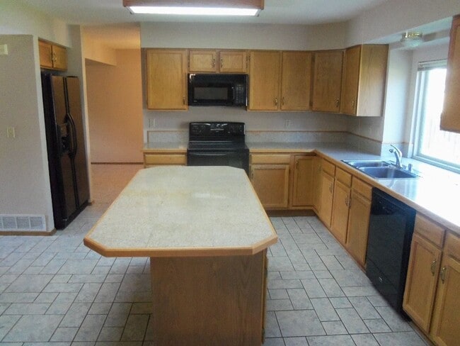 Photo - 8165 Lythrum Dr