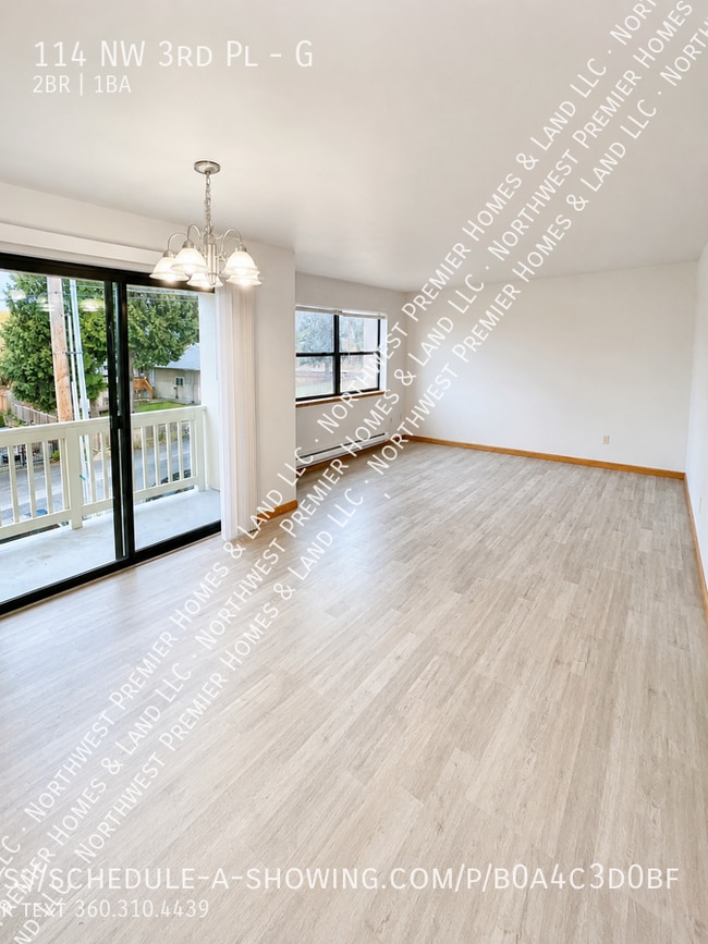 Building Photo - 114 NW 3rd Pl Unit G