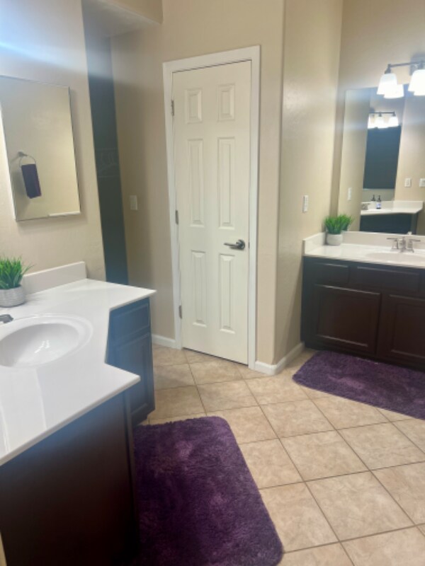 Photo - 3731 E Mitchell Dr