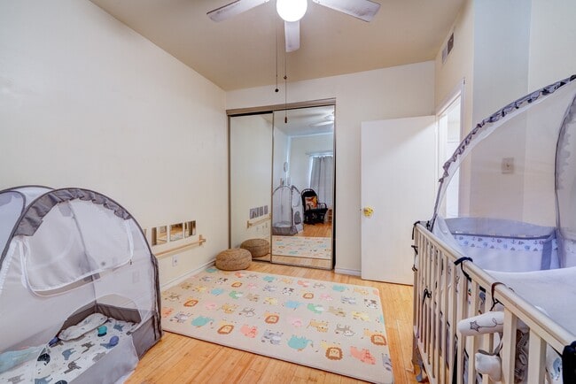 Building Photo - 2213 S Braeswood Blvd Unit 11H