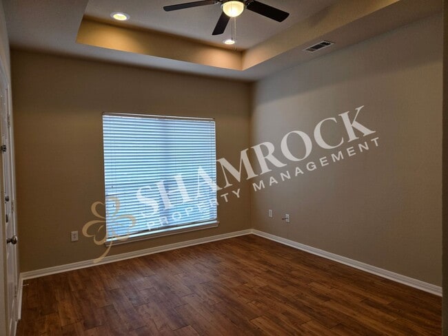 Photo - 2117 Columbus Ave