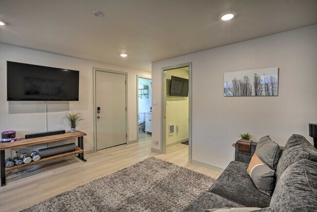Photo - 2715 MacArthur Blvd Unidad SI ID1545944P