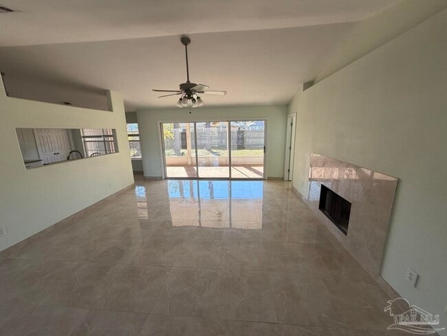 Photo - 10 Arapaho Dr