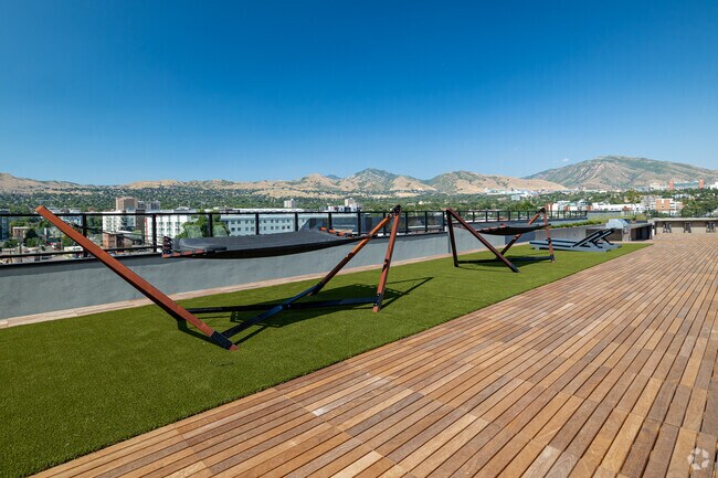 Sky Lounge