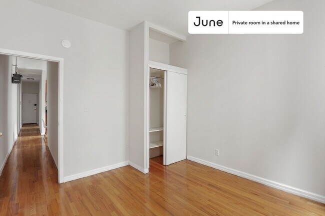 Room in Shared 3 bed/1 bath home in Upper West Side