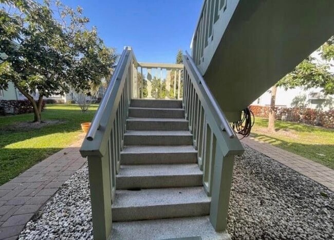 Photo - 66 Easthampton C Unidad C