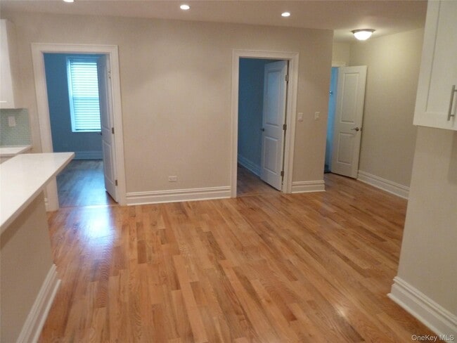 Photo - 109-20 Queens Blvd Unidad 1D