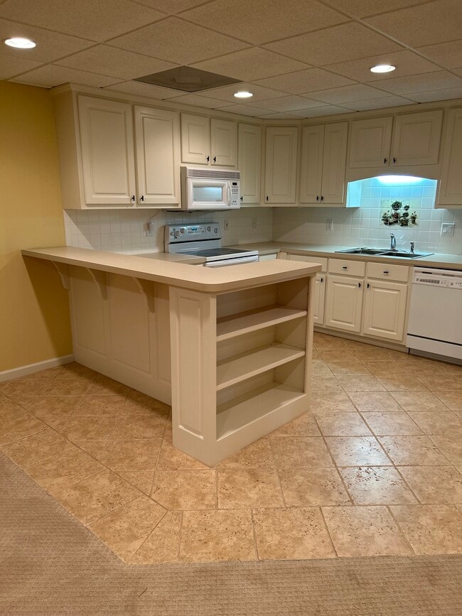 Photo - 68 Westwood Cir SW Unit Backmanapt