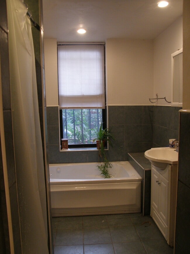 Photo - 314 Alexander Ave Unidad Garden Apt