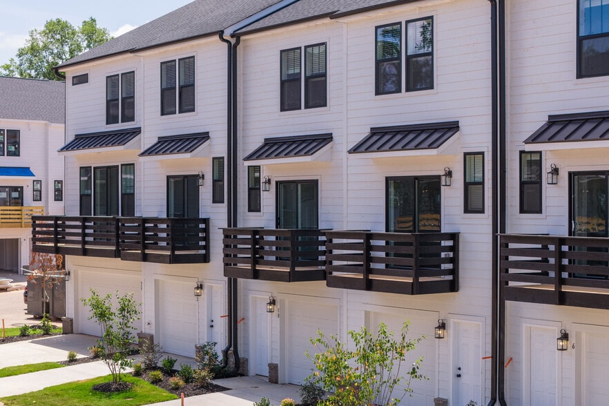 Maybrook Terraces