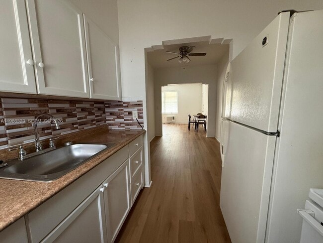 Photo - 6830 Harding Ave Unit 1