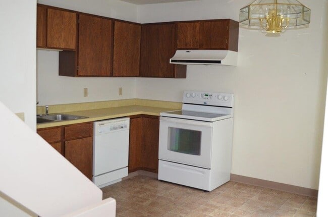 Photo - 1610 Roadrunner Pl