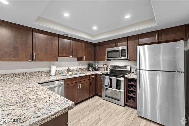 Building Photo - 4601 N 73rd St Rental