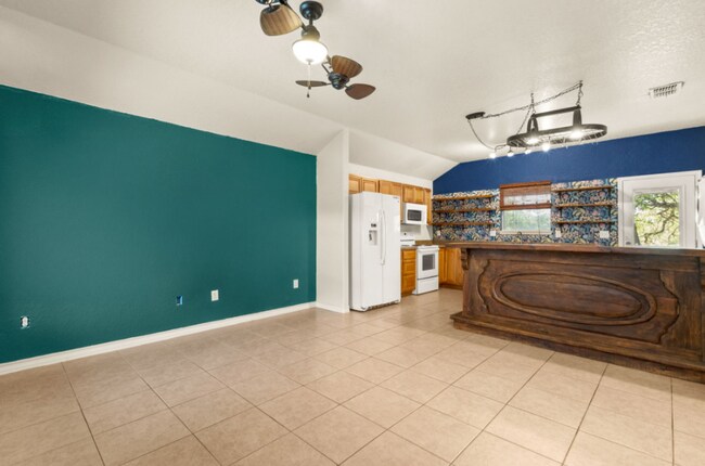Charming 2-Bed Canyon Lake Duplex with Private Balcony, Fenced Yard & Modern Comforts