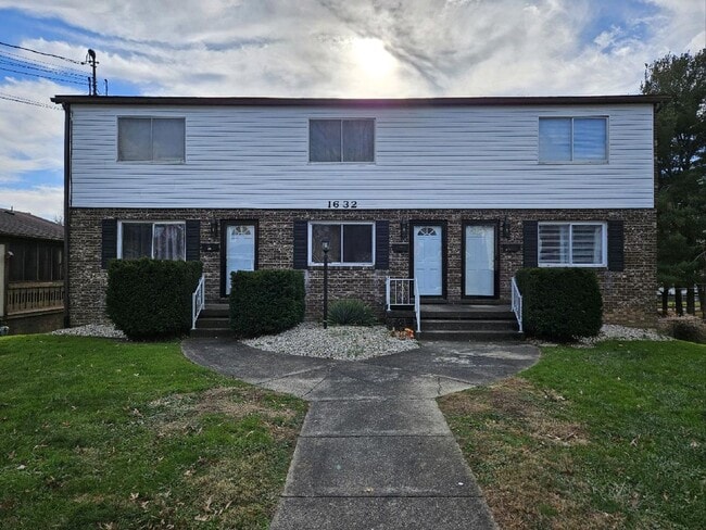 Photo - 1632 19th St Apartment Unit A