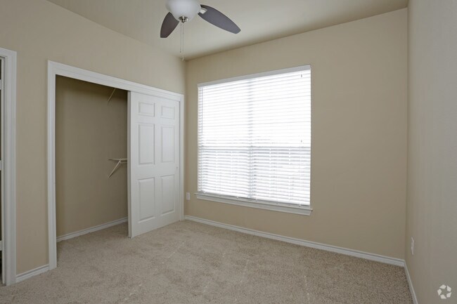 2BR,1BA - 938SF - BEDROOM - The Brazos