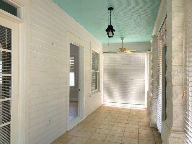 Photo - 461 W Marion Ave