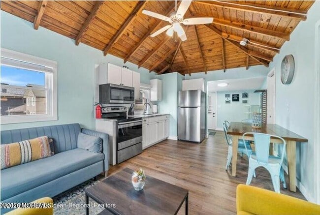 171 Beach Front