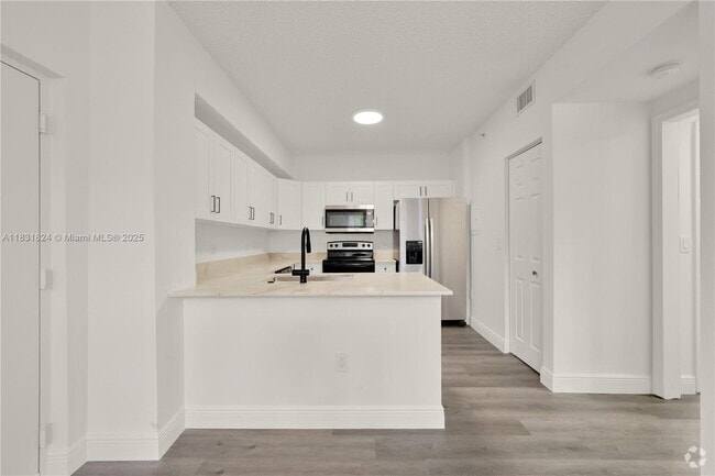 Building Photo - 2080 W Preserve Way Unit 107 Rental