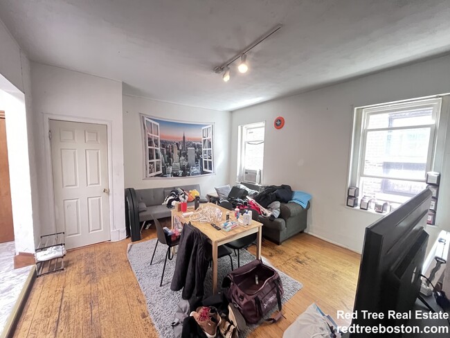 Photo - 17 Aberdeen St Unit 6