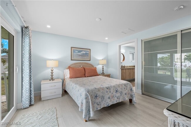 Photo - 517 110th Ave N