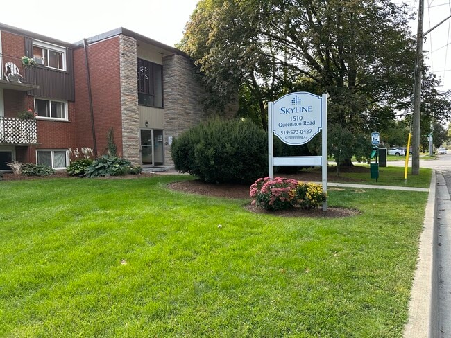 Photo - Queenston Apartments