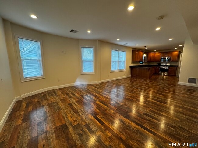 Photo - 25 Lester Ave Unit 2