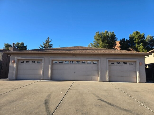 Photo - 340FOD Unit B