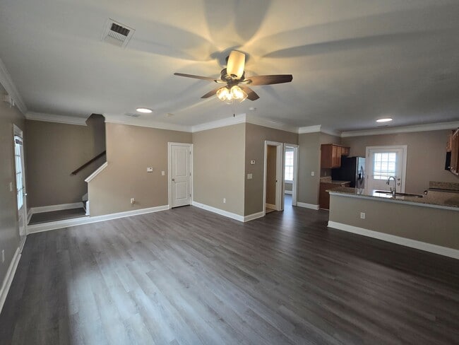 239 Ruth St Unit 1