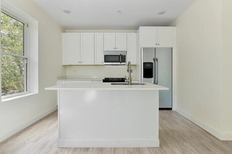 Building Photo - 123 Intervale St Unit 2