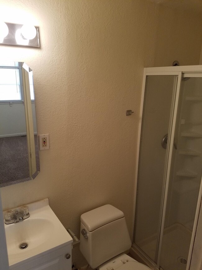 Photo - 2702 22nd St