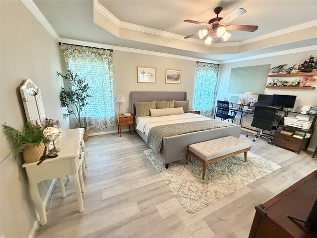 Photo - 301 Friends Knoll Ln