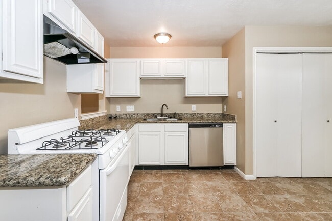 Photo - 6807 Arrowchase Ct