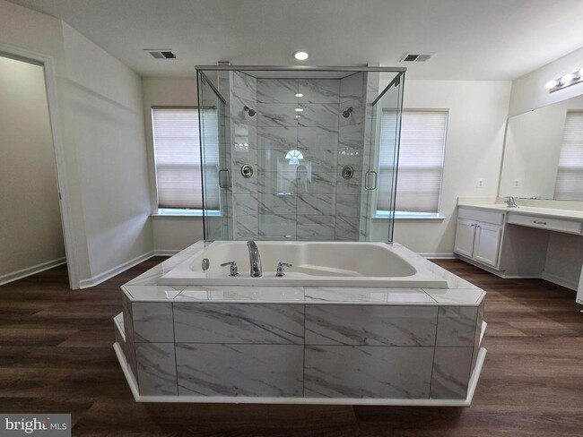 Photo - 173 Heartleaf Ln